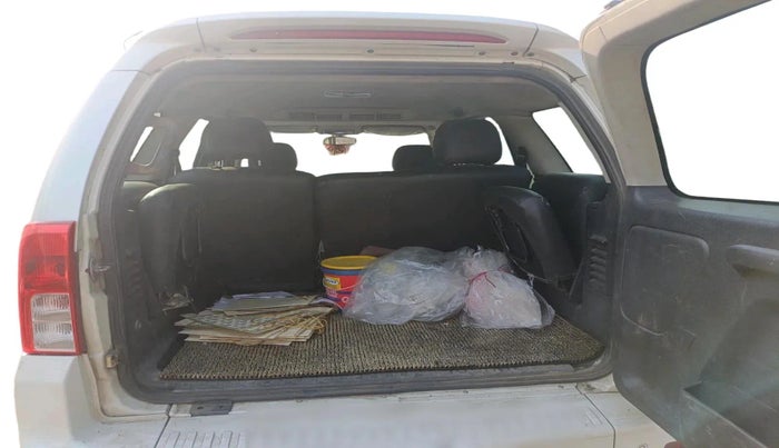 2018 Tata Safari Storme 2.2 VX 4X2, Diesel, Manual, 1,52,000 km, exterior