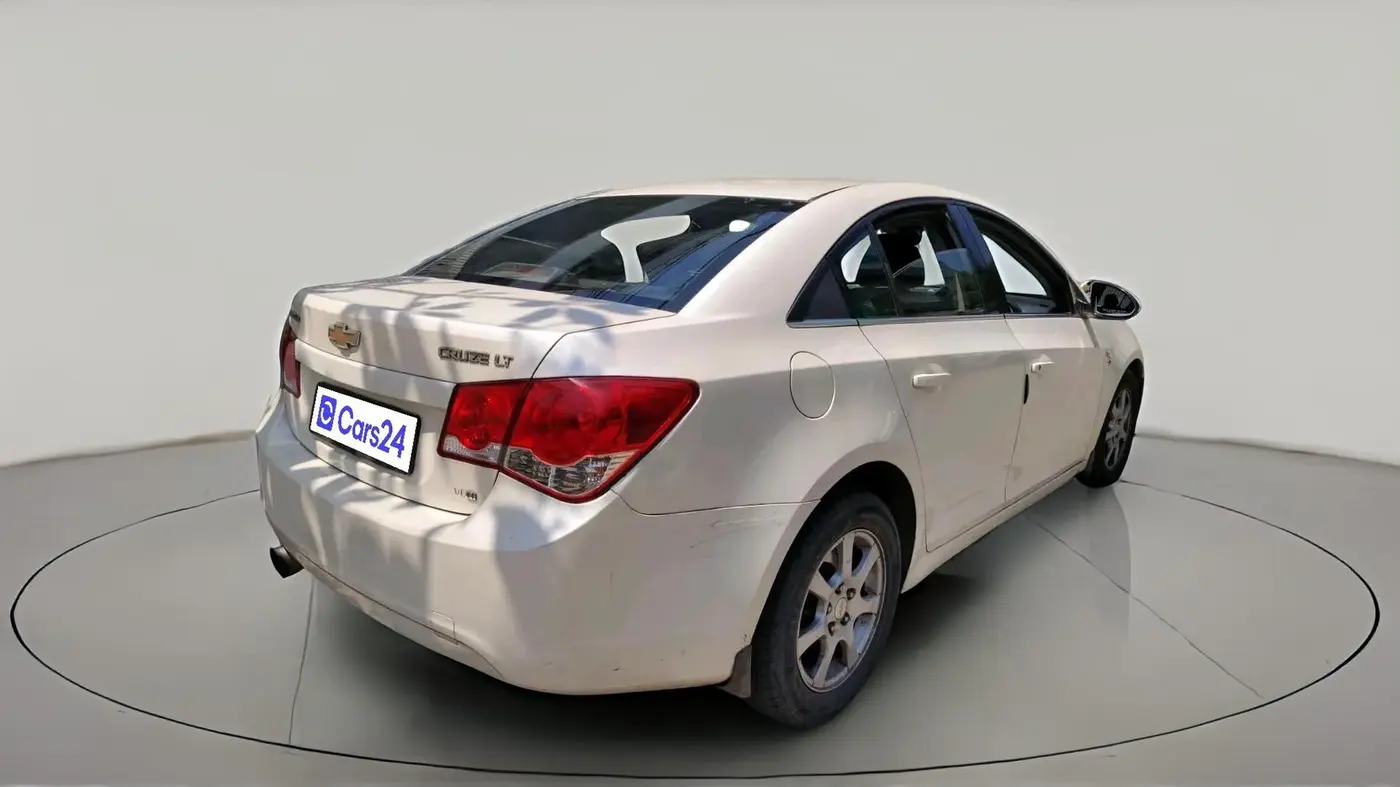 2011 Chevrolet Cruze LT, Diesel, Manual, 1,35,002 km, exterior