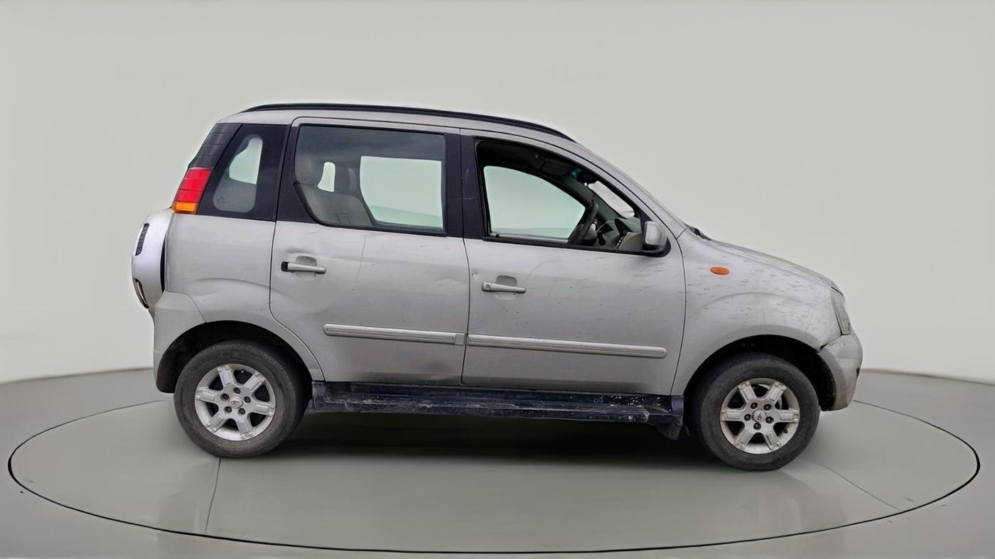 2012 Mahindra Quanto C8, Diesel, Manual, 1,33,569 km, exterior