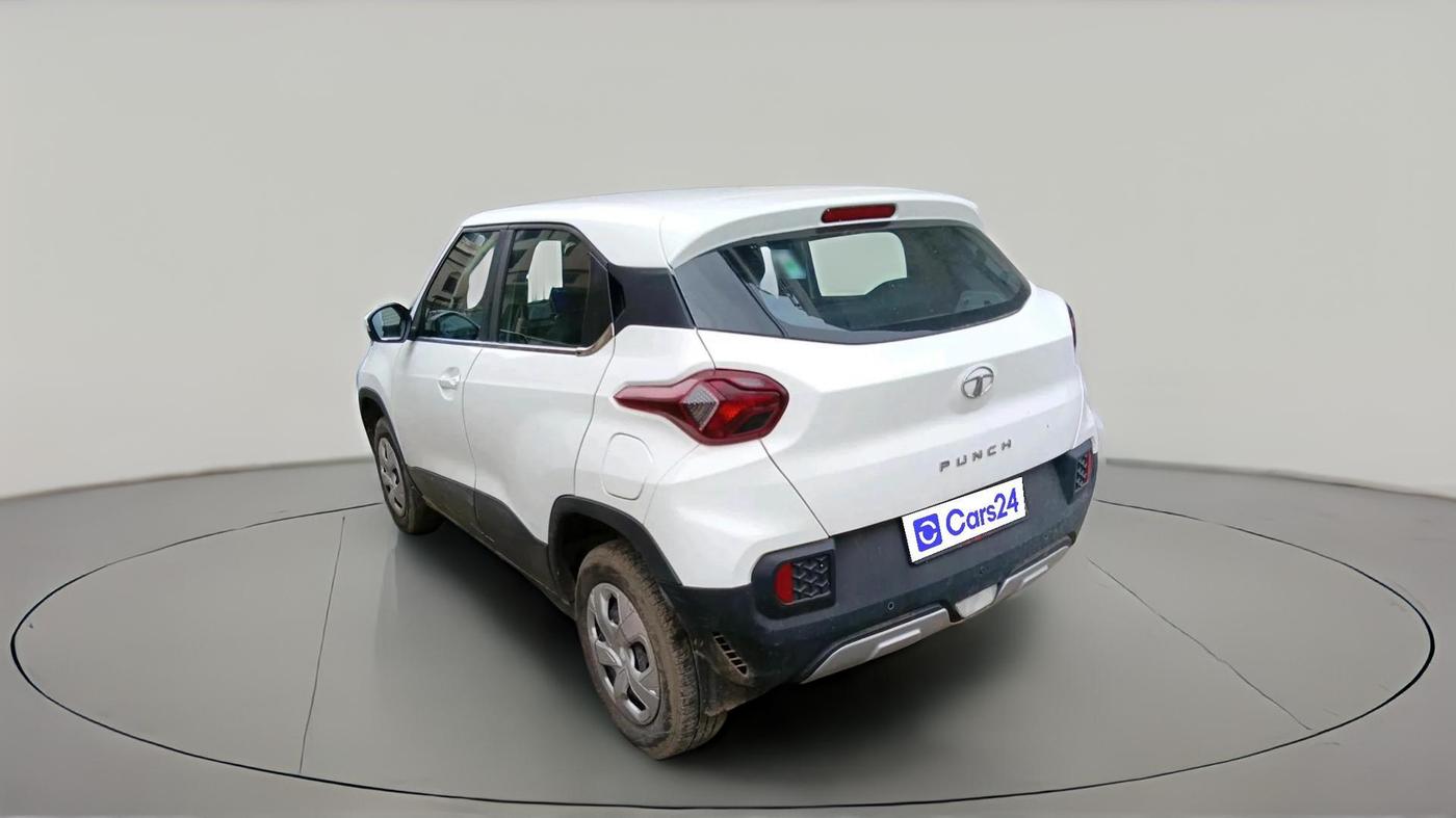 2022 Tata PUNCH ADVENTURE AMT, Petrol, Automatic, 39,434 km, exterior