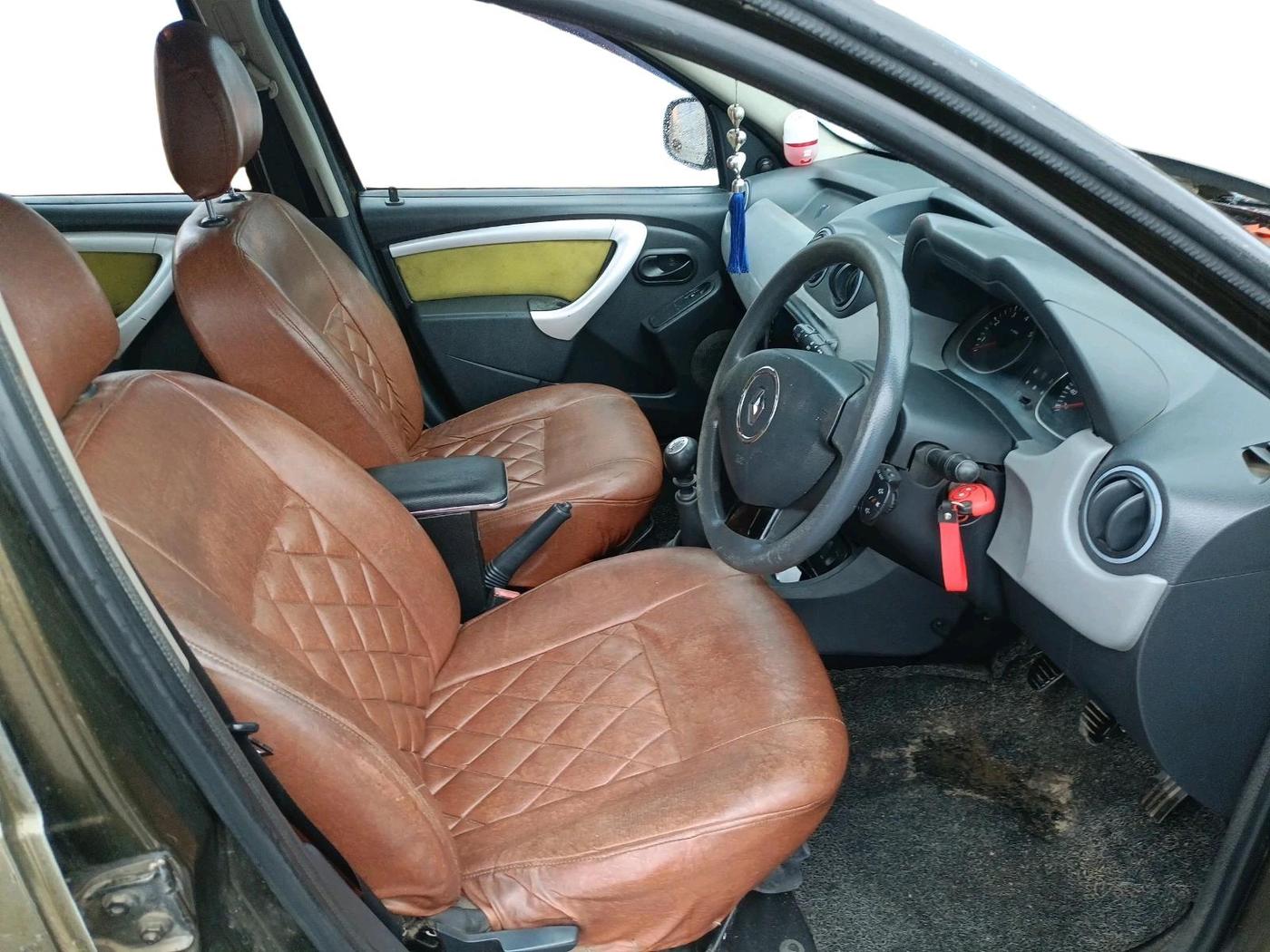 2014 Renault Duster 110 PS RXL DIESEL, Diesel, Manual, 78,350 km, interior