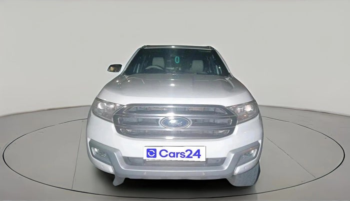 2017 Ford Endeavour TITANIUM 3.2 4X4 AT, Diesel, Automatic, 1,44,710 km, exterior