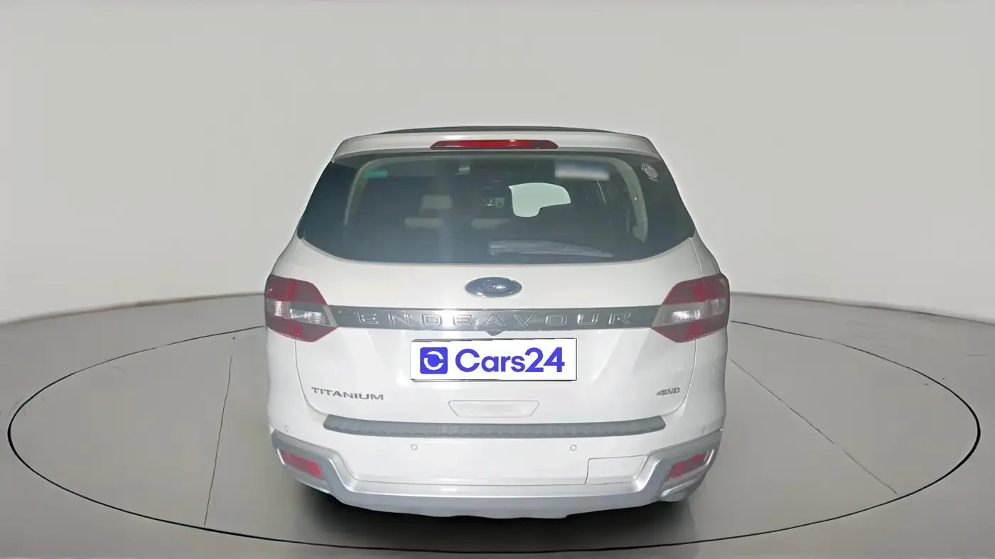 2017 Ford Endeavour TITANIUM 3.2 4X4 AT, Diesel, Automatic, 1,44,710 km, exterior