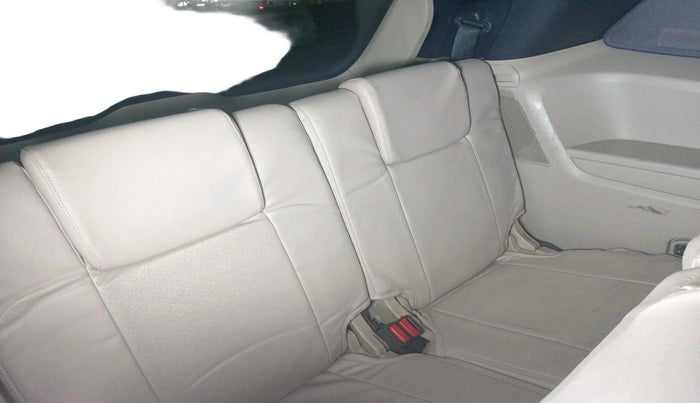 2017 Ford Endeavour TITANIUM 3.2 4X4 AT, Diesel, Automatic, 1,44,710 km, interior