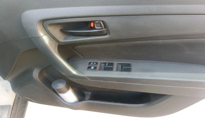 2016 Maruti Vitara Brezza VDI (O), Diesel, Manual, 1,22,818 km, interior