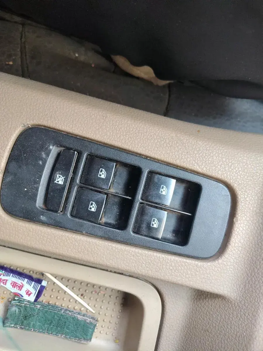 2016 Mahindra TUV300 T8, Diesel, Manual, 87,724 km, interior