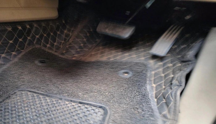 2018 Ford Endeavour TITANIUM 3.2 4X4 AT, Diesel, Automatic, 1,38,300 km, interior