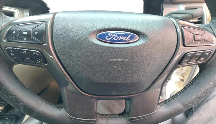 2018 Ford Endeavour TITANIUM 3.2 4X4 AT, Diesel, Automatic, 1,38,300 km, interior