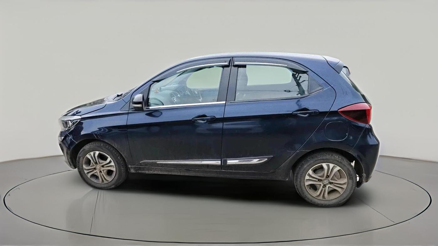 2022 Tata Tiago XZ PETROL, Petrol, Manual, 59,811 km, exterior