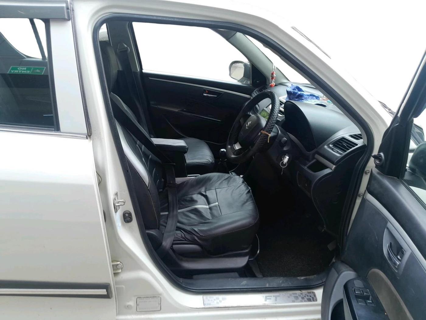 2017 Maruti Swift LDI, Diesel, Manual, 1,38,829 km, interior
