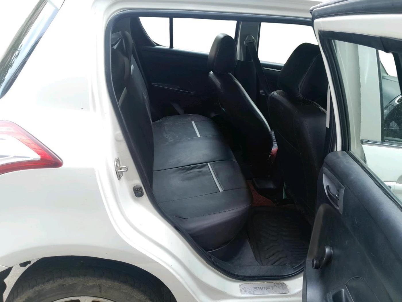 2017 Maruti Swift LDI, Diesel, Manual, 1,38,829 km, interior