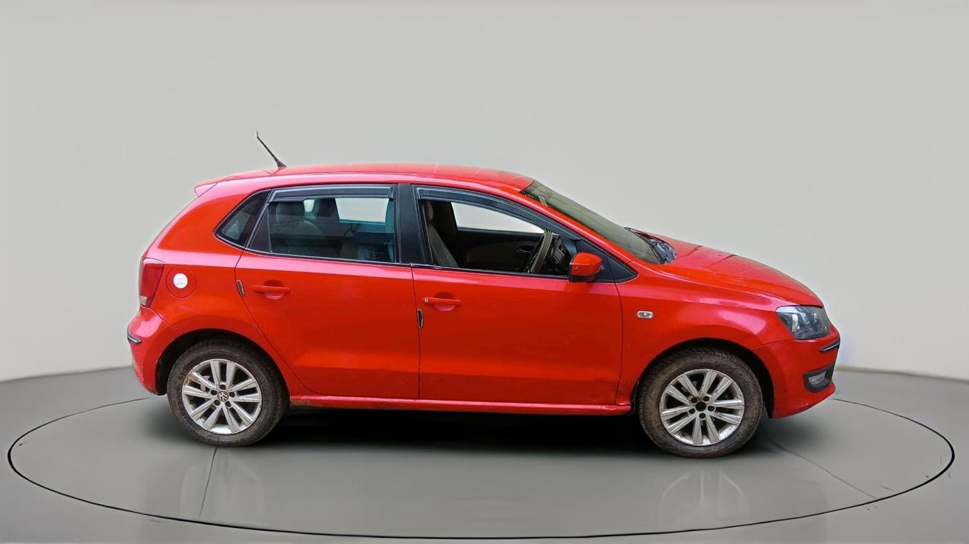 2013 Volkswagen Polo HIGHLINE1.2L, CNG, Manual, 99,817 km, exterior