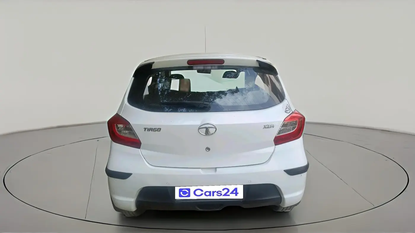 2018 Tata Tiago XZA PETROL, Petrol, Automatic, 1,27,419 km, exterior