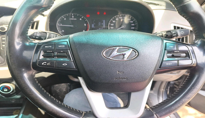 2018 Hyundai Creta SX AT 1.6 DIESEL, Diesel, Automatic, 98,537 km, interior