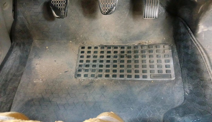 2019 Tata NEXON XM DIESEL, Diesel, Manual, 96,432 km, interior