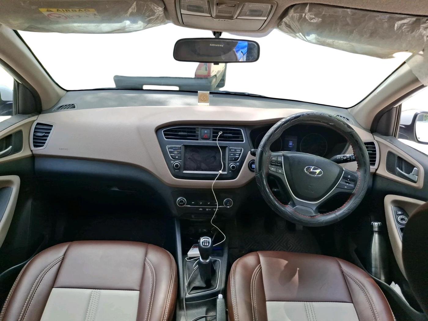2020 Hyundai Elite i20 ASTA 1.2 (O), Petrol, Manual, 78,789 km, interior