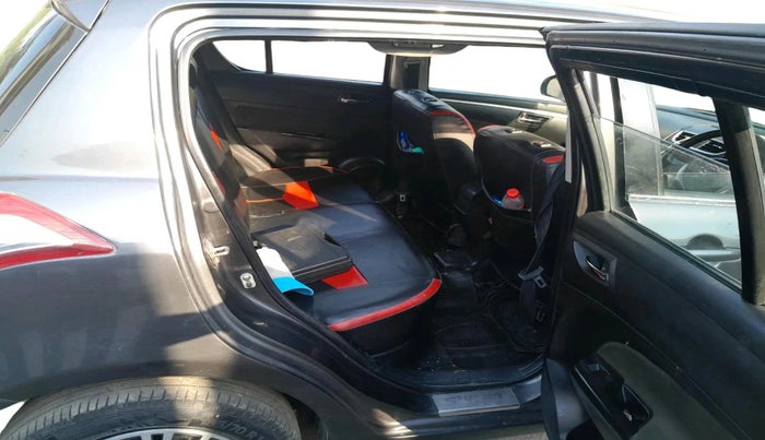 2016 Maruti Swift VXI, Petrol, Manual, 1,06,221 km, interior