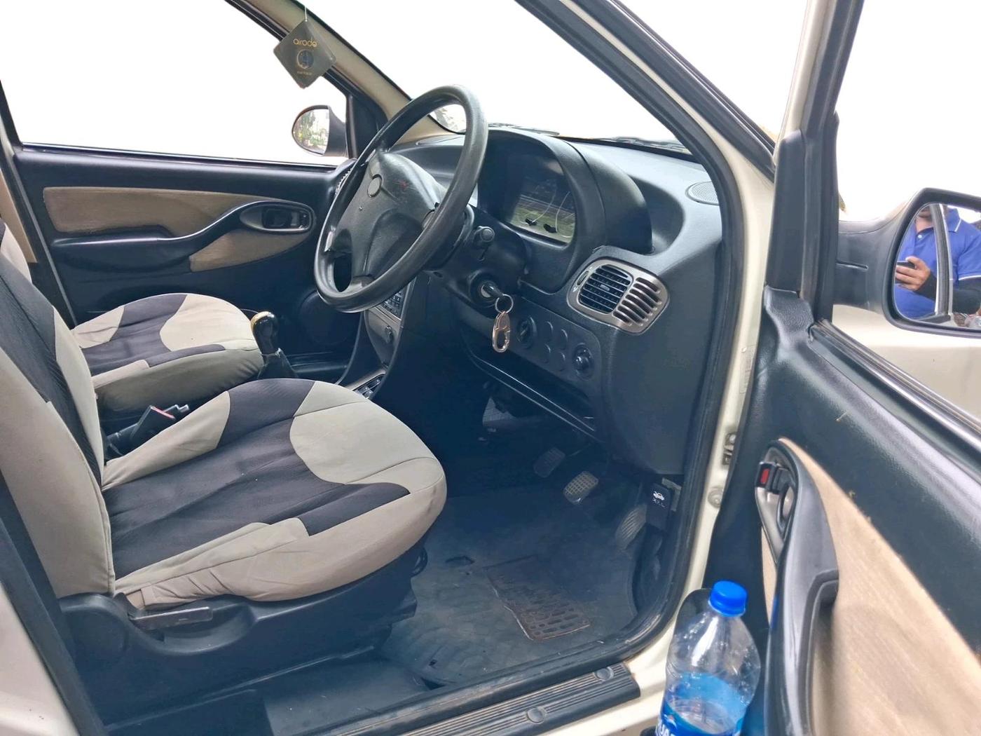 2015 Tata Indigo ECS LX TDI, Diesel, Manual, 1,46,359 km, interior