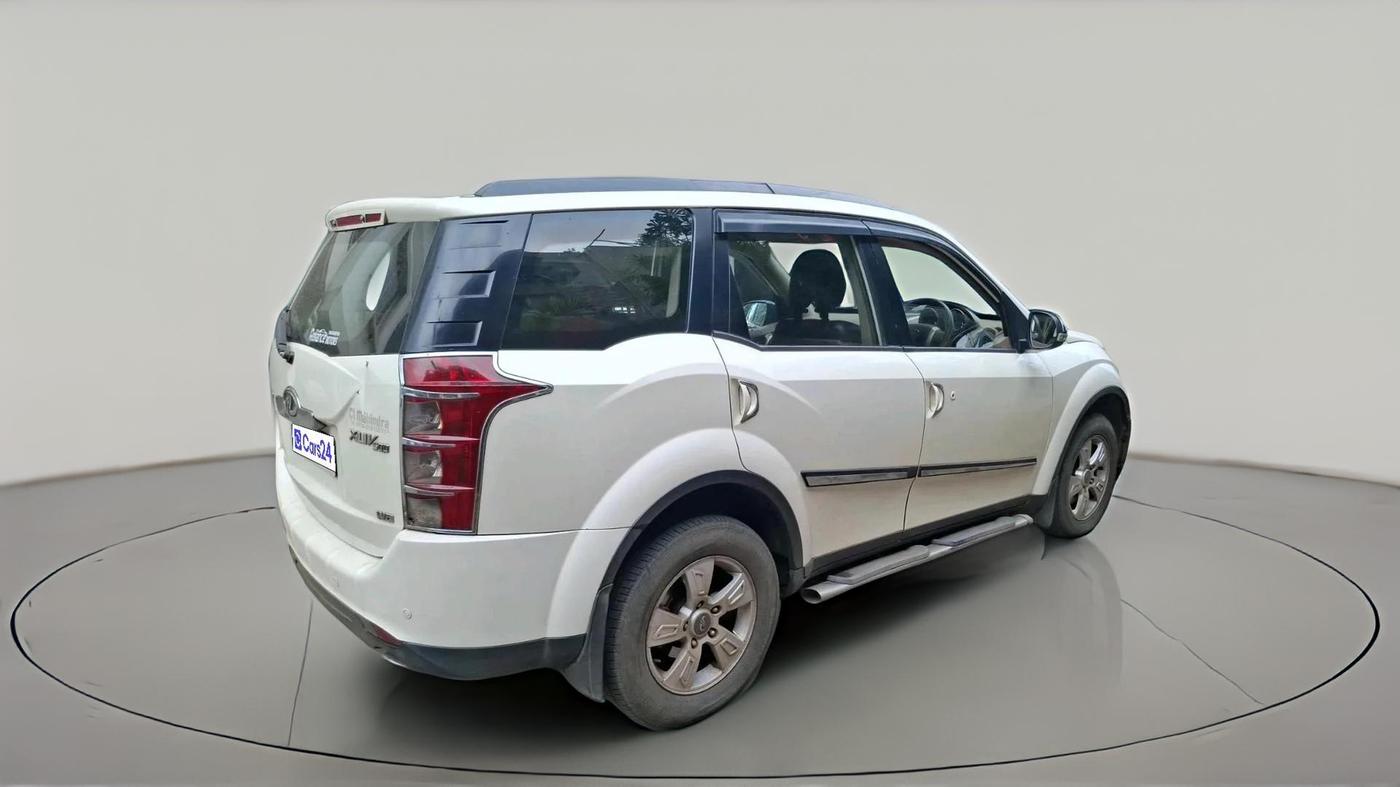 2013 Mahindra XUV500 W8, Diesel, Manual, 1,95,142 km, exterior