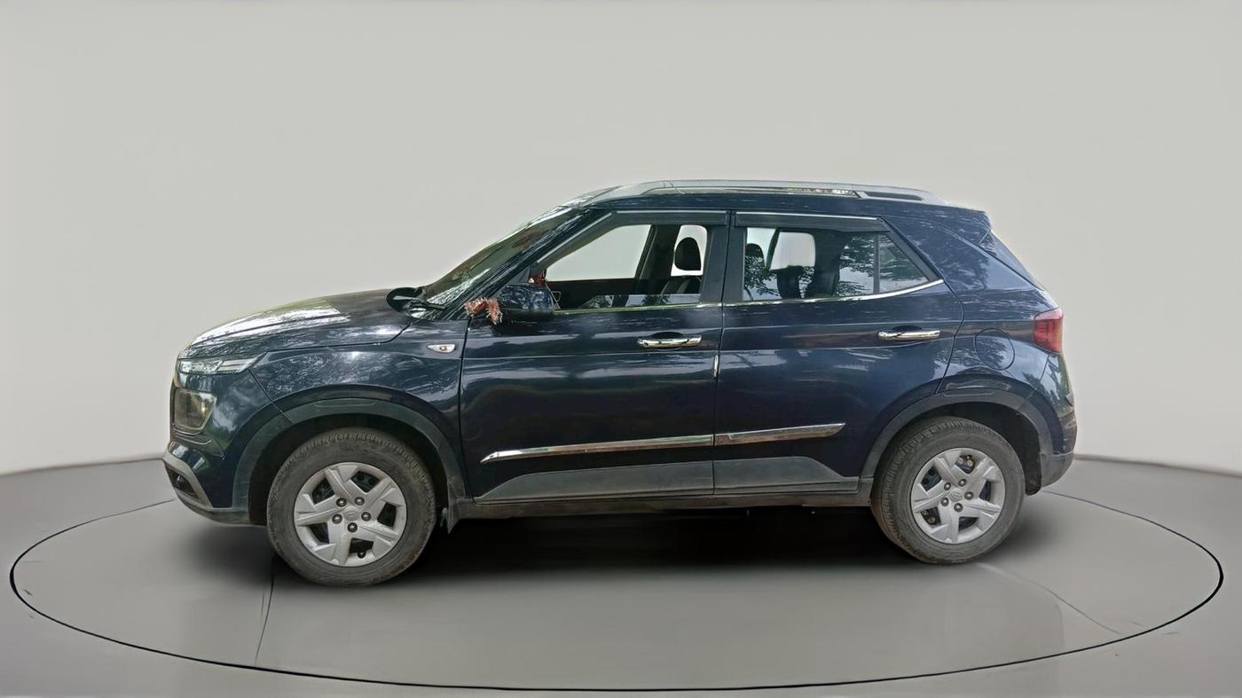 2019 Hyundai VENUE S 1.2, Petrol, Manual, 45,578 km, exterior