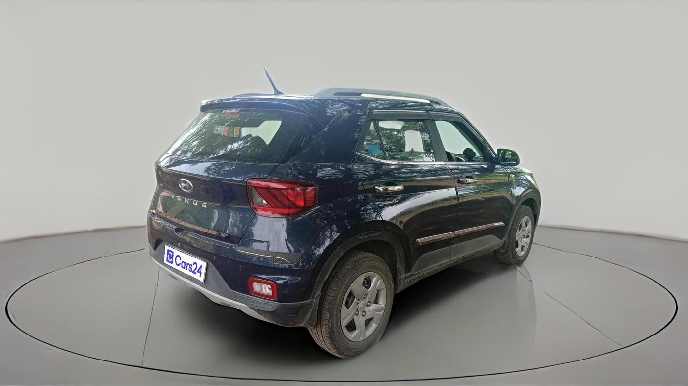 2019 Hyundai VENUE S 1.2, Petrol, Manual, 45,578 km, exterior