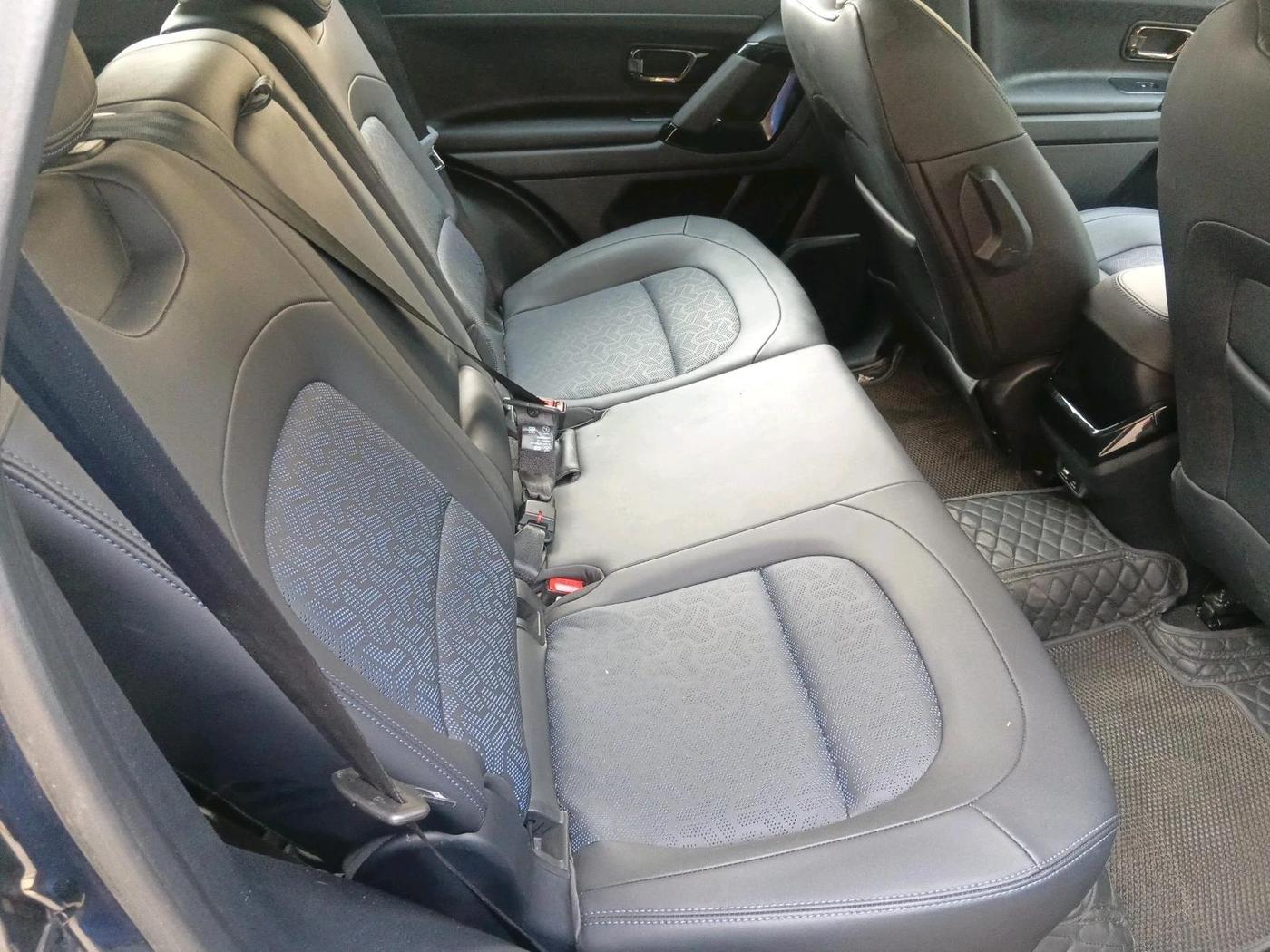 2024 Tata Safari ADVENTURE PLUS DARK EDITION AT, Diesel, Automatic, 8,917 km, interior