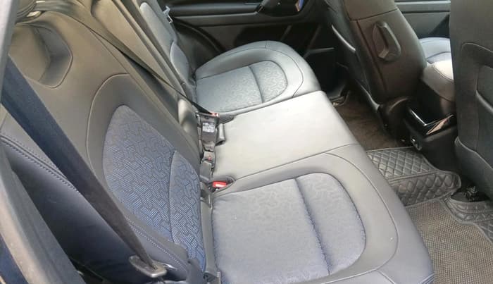 2024 Tata Safari ADVENTURE PLUS DARK EDITION AT, Diesel, Automatic, 8,917 km, interior