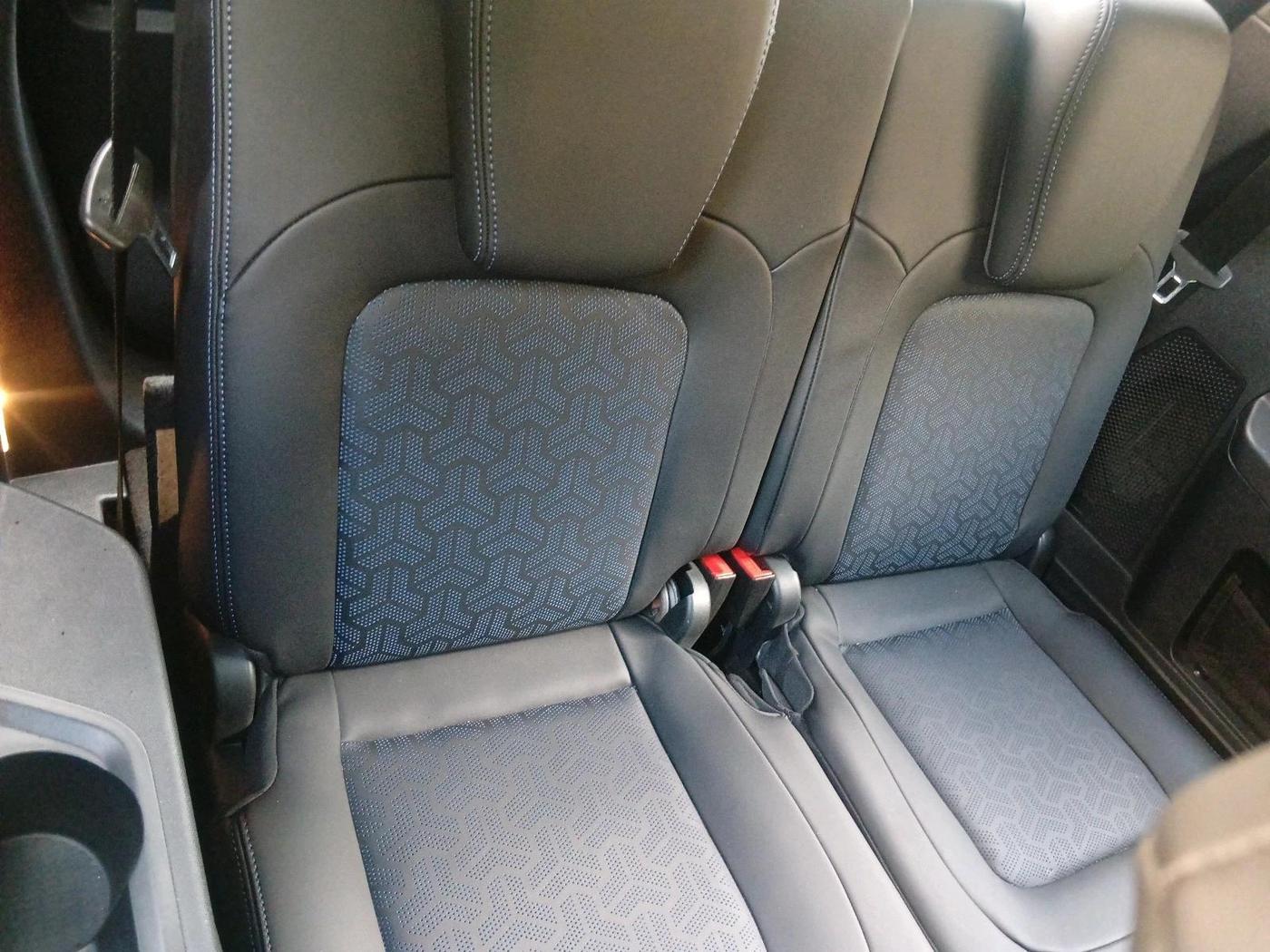 2024 Tata Safari ADVENTURE PLUS DARK EDITION AT, Diesel, Automatic, 8,917 km, interior