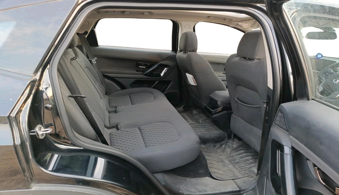 2022 Tata Harrier XTA 2.0L KRYOTEC PLUS, Diesel, Automatic, 49,446 km, interior