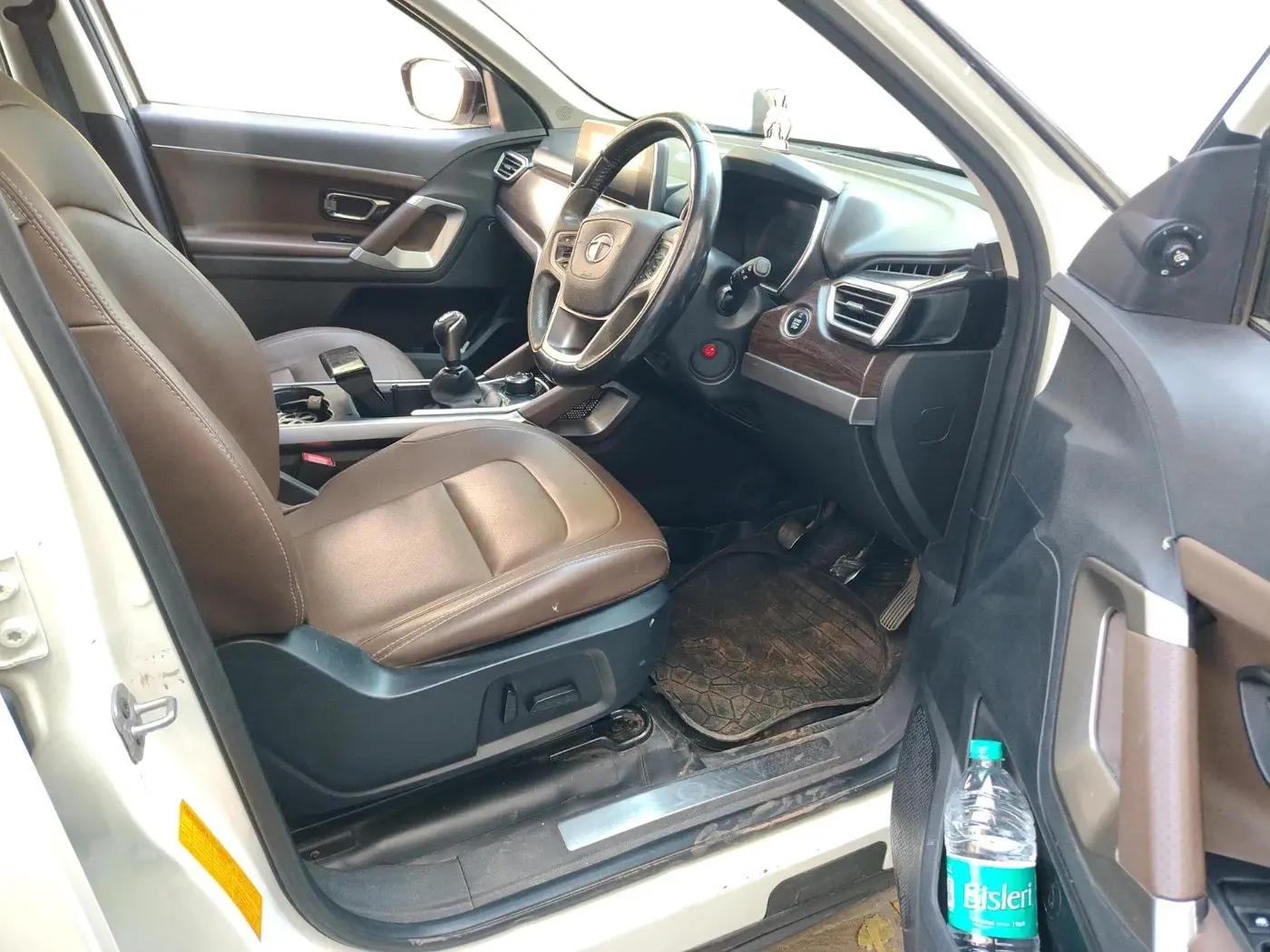 2022 Tata Harrier XZ PLUS 2.0L DUAL TONE, Diesel, Manual, 83,239 km, interior