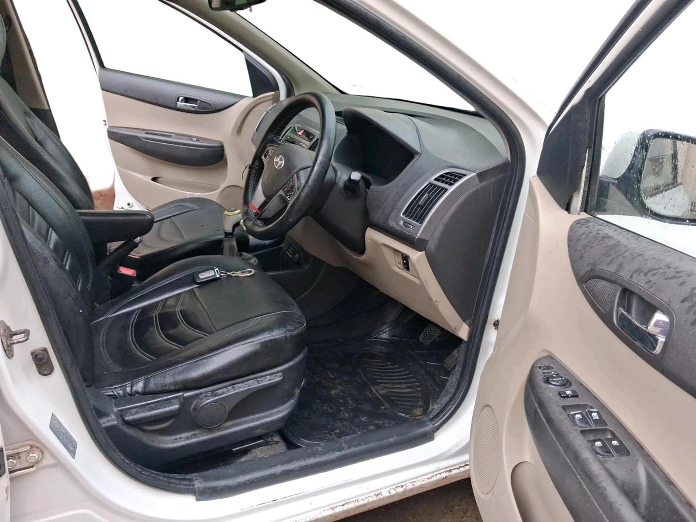 2012 Hyundai i20 ASTA 1.4 CRDI, Diesel, Manual, 1,11,085 km, interior