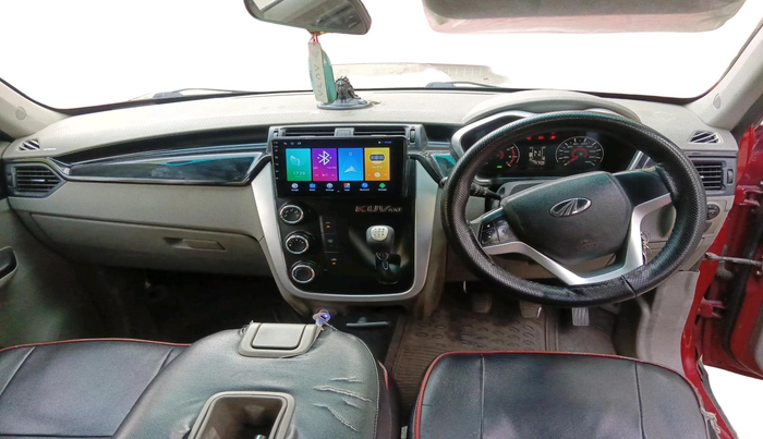 2017 Mahindra Kuv100 K8 D 6 STR, Diesel, Manual, 79,709 km, interior