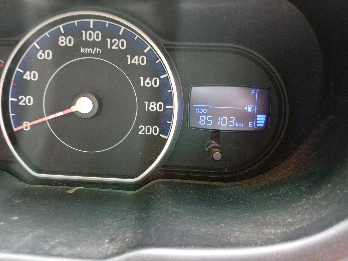 2014 Hyundai i10 MAGNA 1.1, Petrol, Manual, 85,103 km, interior