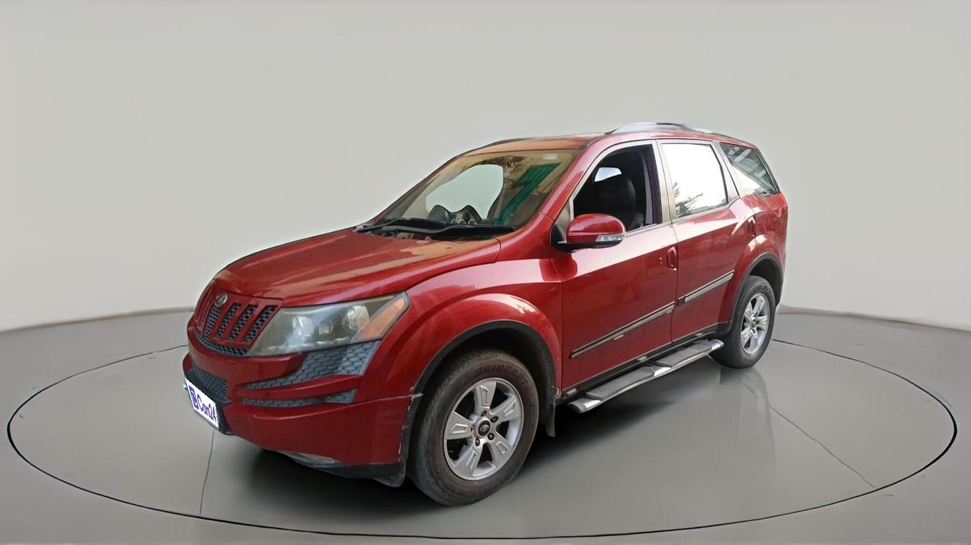 2015 Mahindra XUV500 W8, Diesel, Manual, 1,53,599 km, exterior
