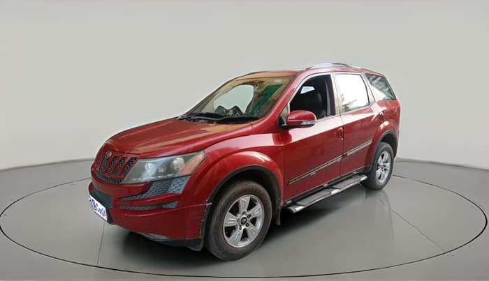 2015 Mahindra XUV500 W8, Diesel, Manual, 1,53,599 km, exterior