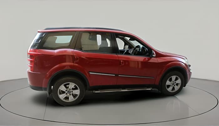 2015 Mahindra XUV500 W8, Diesel, Manual, 1,53,599 km, exterior