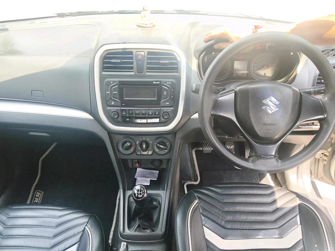 2017 Maruti Vitara Brezza VDI (O), Diesel, Manual, 1,55,342 km, interior