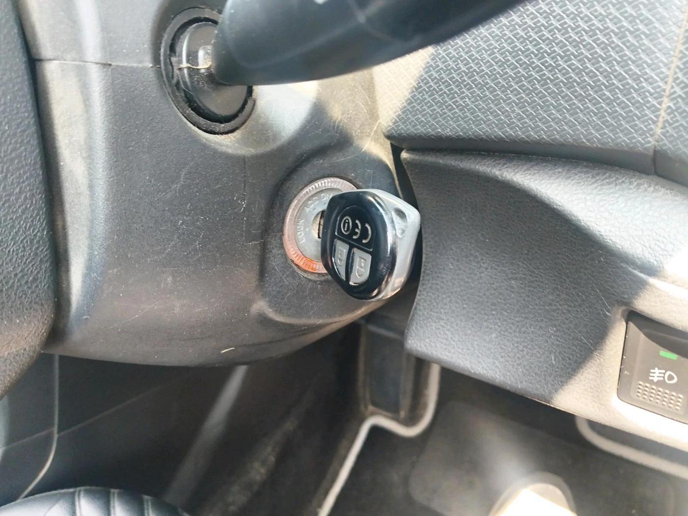 2017 Maruti Vitara Brezza VDI (O), Diesel, Manual, 1,55,342 km, interior