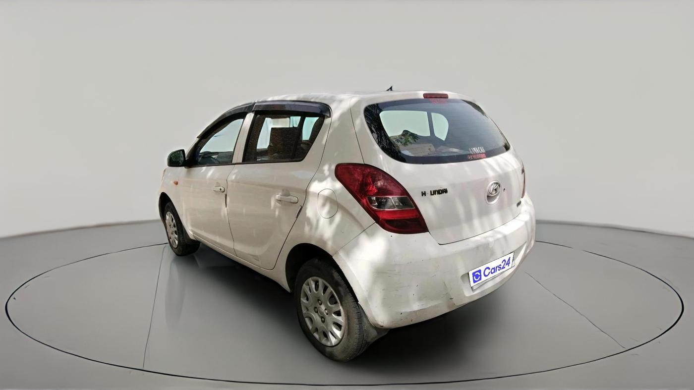 2011 Hyundai i20 MAGNA 1.2, CNG, Manual, 81,808 km, exterior