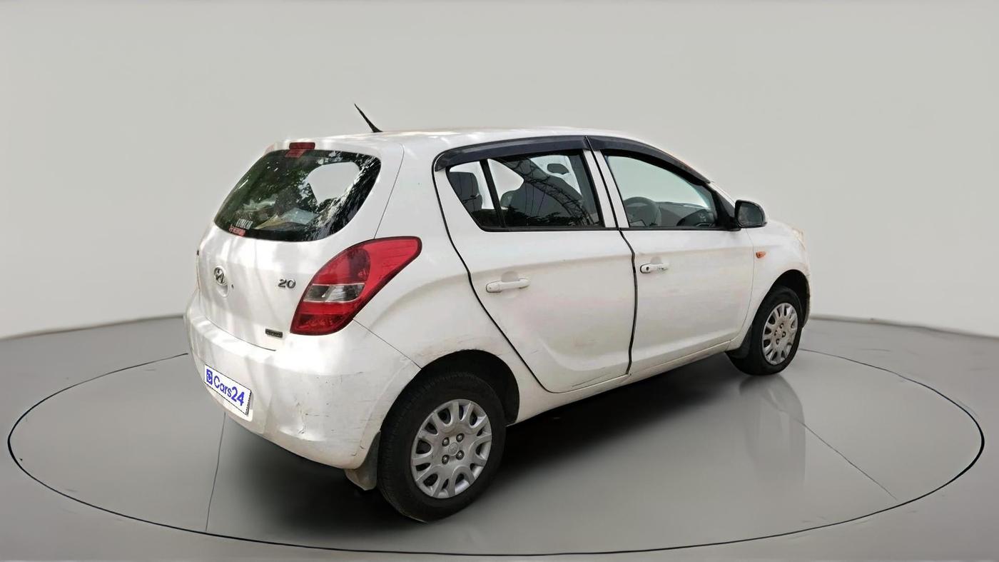 2011 Hyundai i20 MAGNA 1.2, CNG, Manual, 81,808 km, exterior