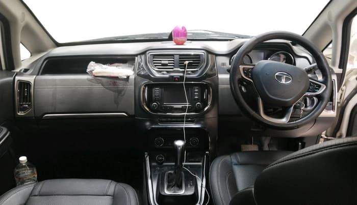 2017 Tata Hexa XTA 4X2 6 STR, Diesel, Automatic, 1,46,191 km, interior