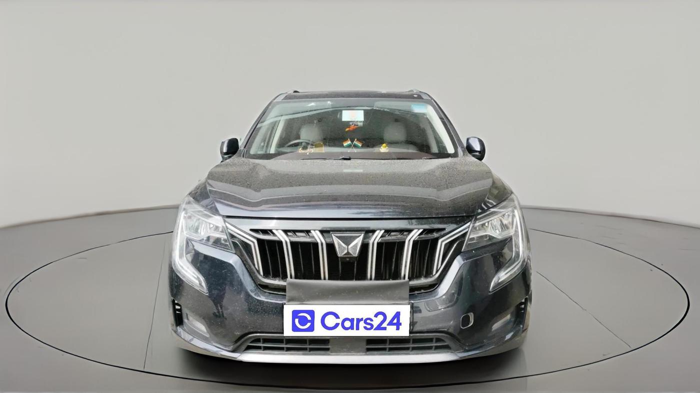 2022 Mahindra XUV700 AX 7 LUXURY P AT 7 STR, Petrol, Automatic, 29,776 km, exterior