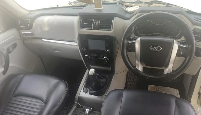 2017 Mahindra Scorpio S10, Diesel, Manual, 1,16,500 km, interior