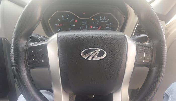 2017 Mahindra Scorpio S10, Diesel, Manual, 1,16,500 km, interior
