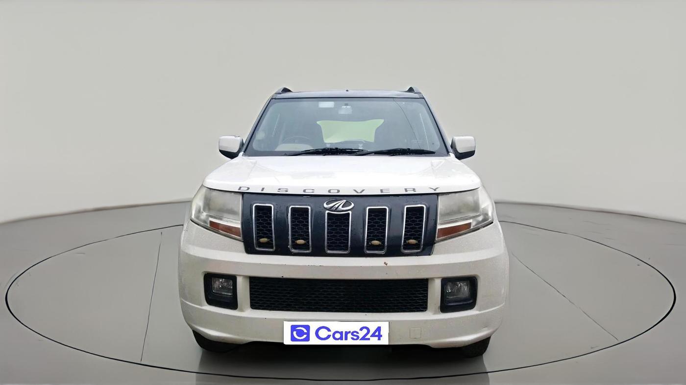 2017 Mahindra TUV300 T6 PLUS, Diesel, Manual, 79,695 km, exterior