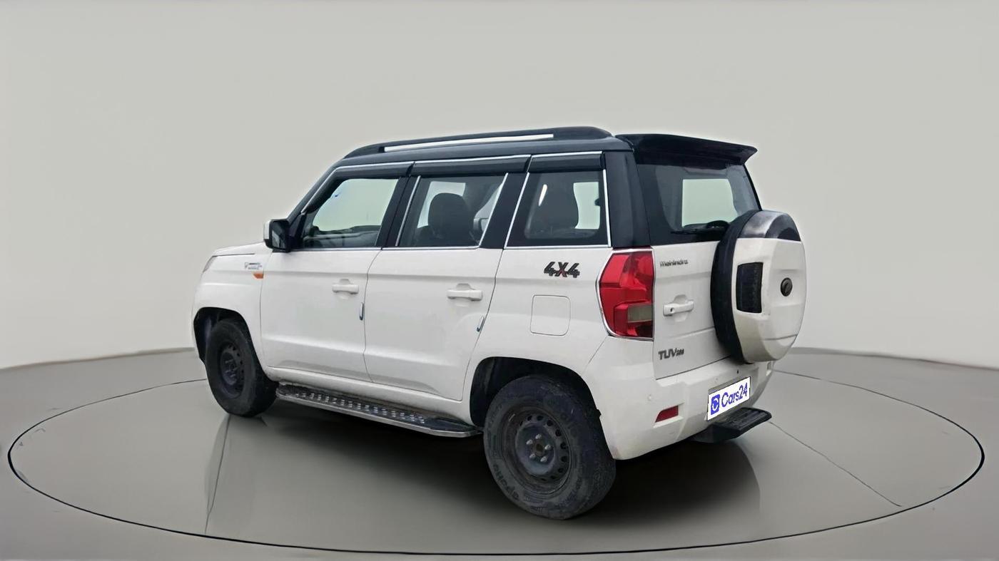 2017 Mahindra TUV300 T6 PLUS, Diesel, Manual, 79,695 km, exterior