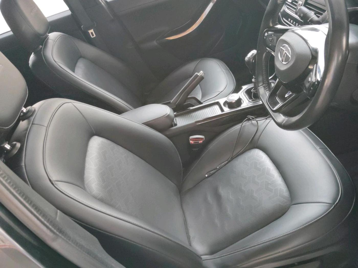2021 Tata NEXON XZ PLUS (O) PETROL DARK EDITION, Petrol, Manual, 64,666 km, interior