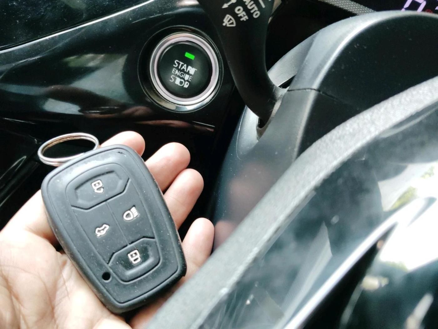2021 Tata NEXON XZ PLUS (O) PETROL DARK EDITION, Petrol, Manual, 64,666 km, interior