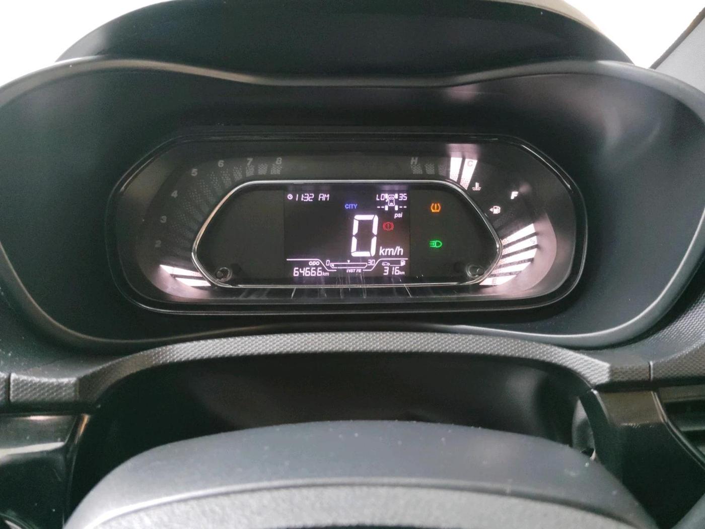 2021 Tata NEXON XZ PLUS (O) PETROL DARK EDITION, Petrol, Manual, 64,666 km, interior