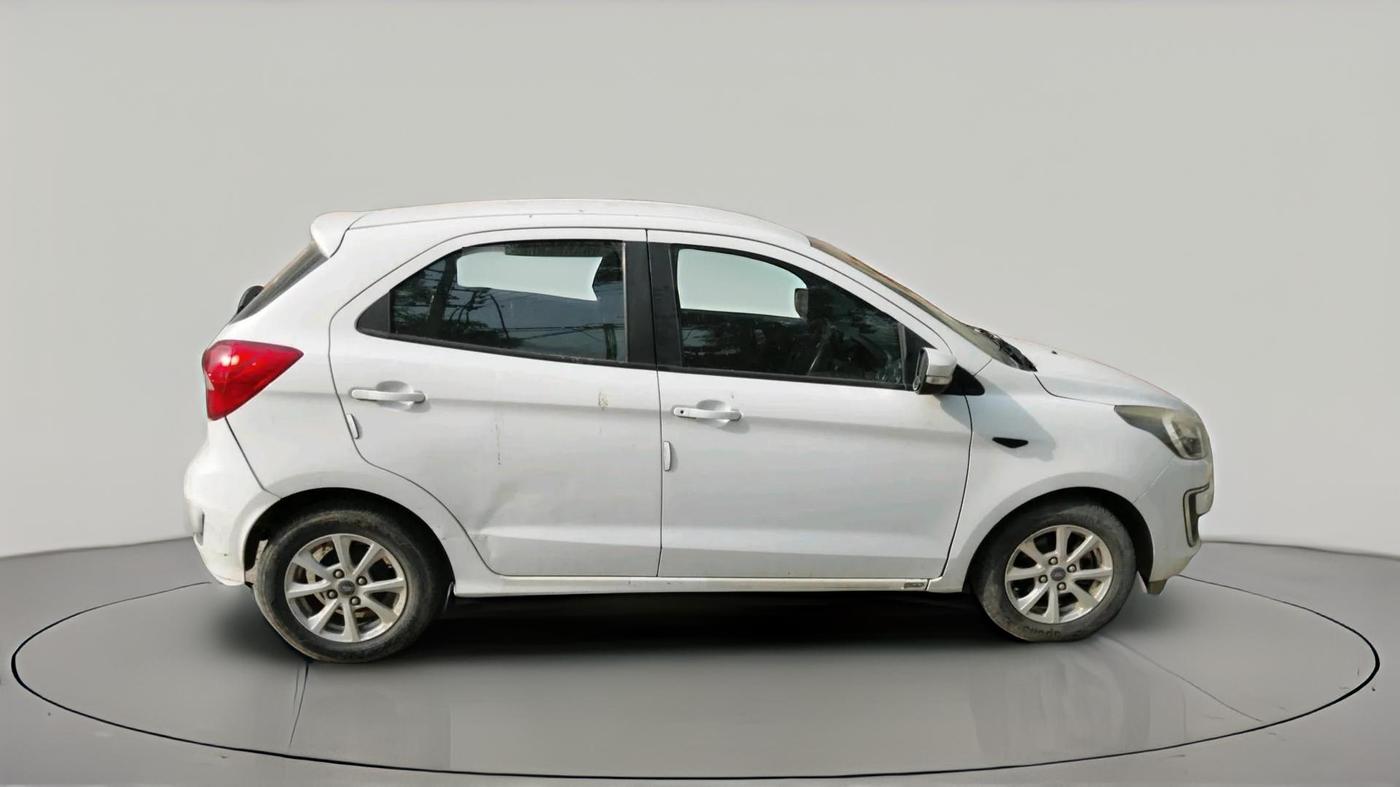 2019 Ford New Figo TITANIUM 1.2 PETROL MT, Petrol, Manual, 33,877 km, exterior